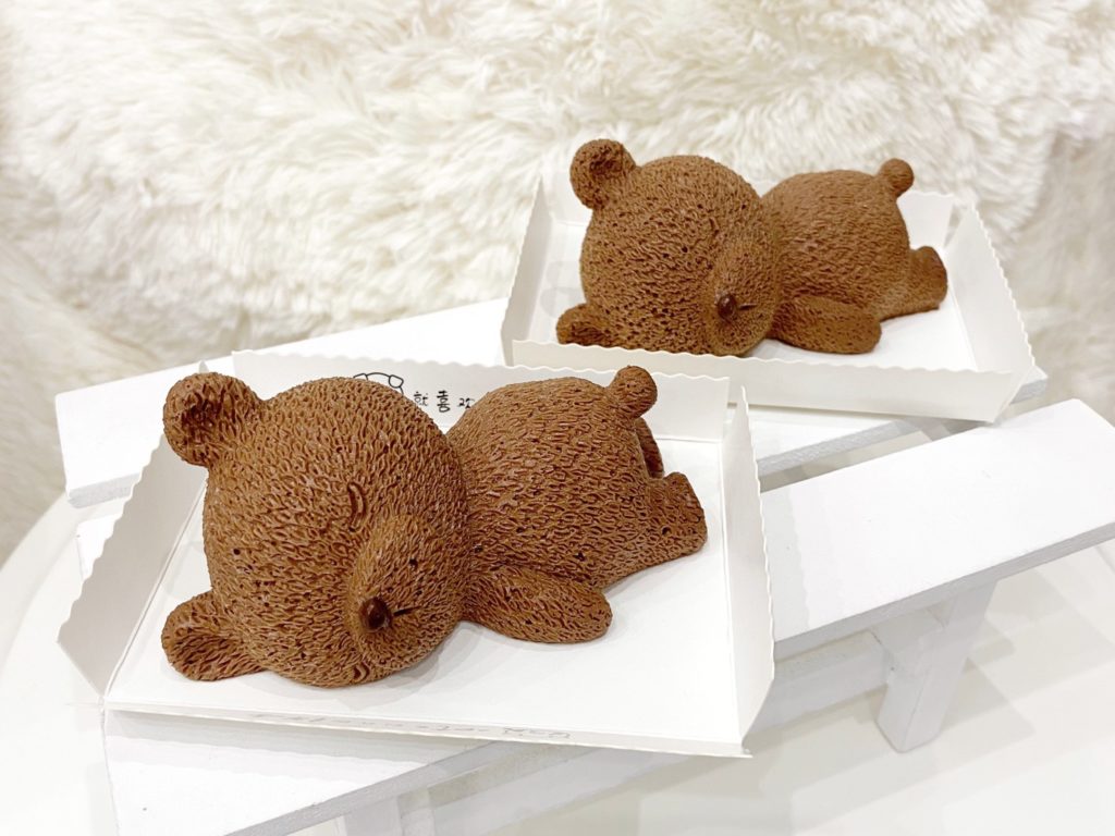 世田谷カフェ 眠っているくまの表情が愛らしい エピキュリアン ベアーケーキ トレンドお届けメディア Trepo トレポ