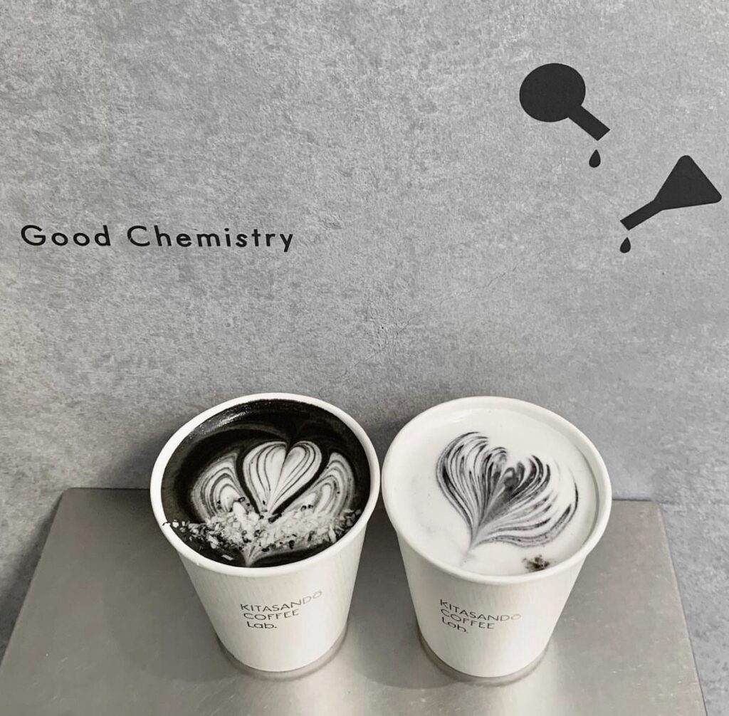 KITASANDO COFFEE Lab. 無機質カフェ　渋谷カフェ　モノトーンカフェ