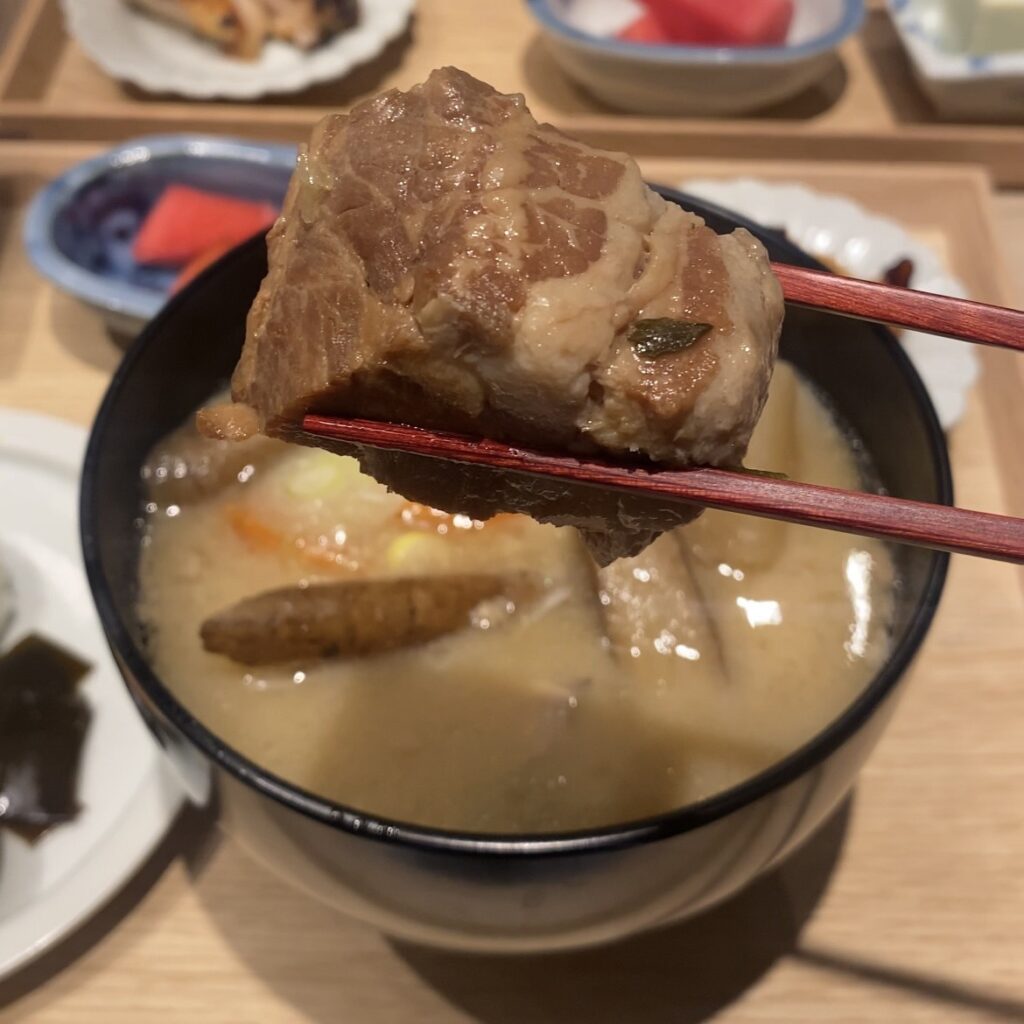 MISOJYU 東京ソラマチ店　ごろごろ野菜と角煮のすんごいとん汁×うめ
