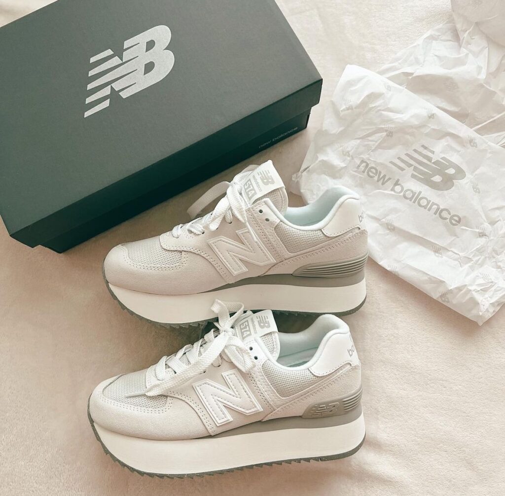 厚底靴New Balance