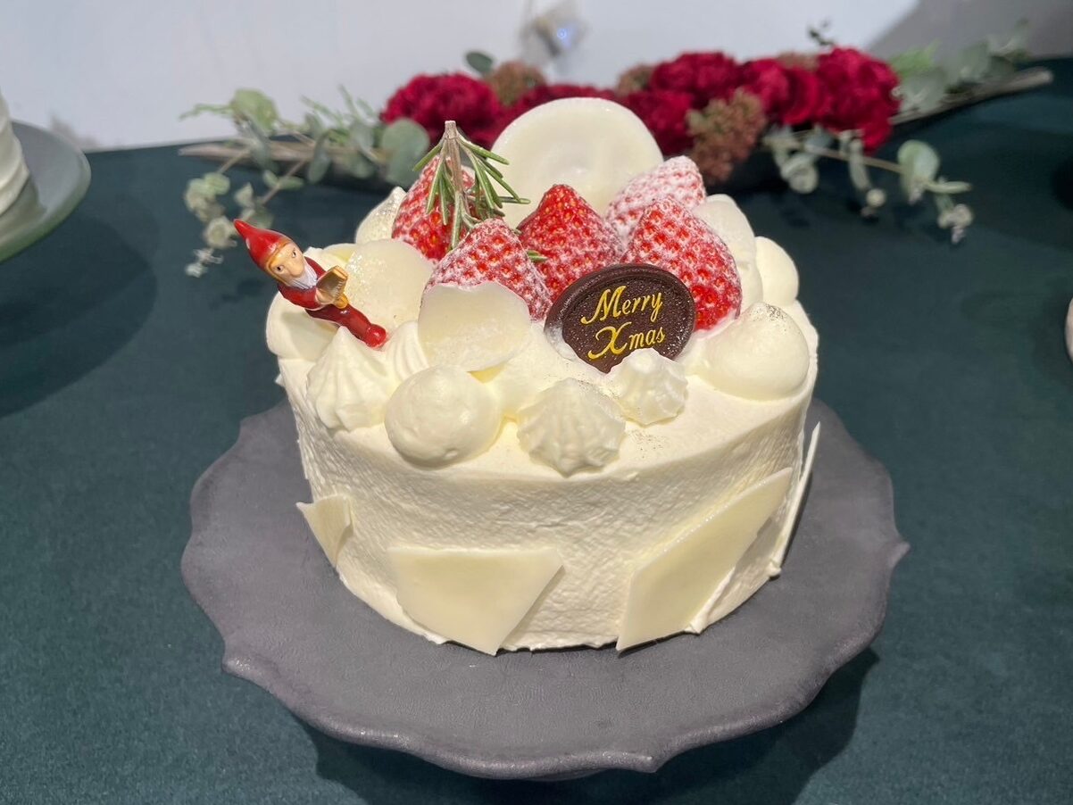 苺のホワイトクリスマスショートケーキFairycake Fair＜グランスタ東京／B1改札内 銀の鈴エリア＞