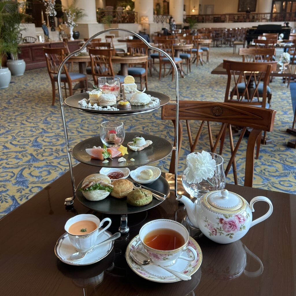 Silvery-White Afternoon Tea Set