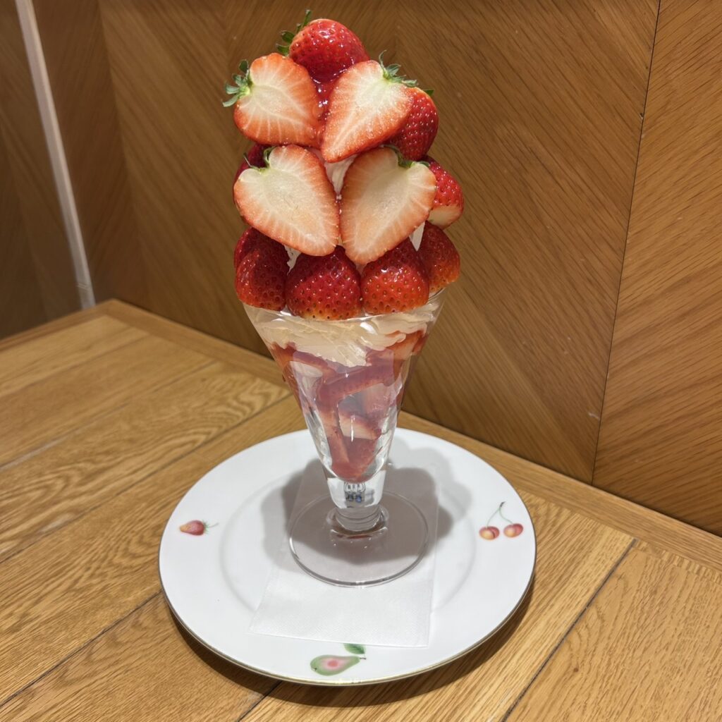 果実園リーベル とちあいかパフェ