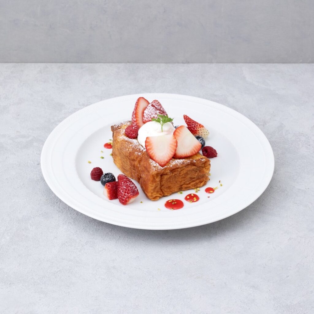 CAFÉ AUX BACCHANALES 苺づくしのフレンチトースト デラックス
