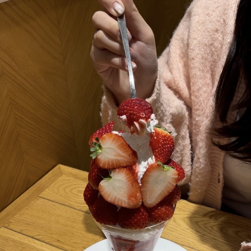 果実園リーベル とちあいかパフェ