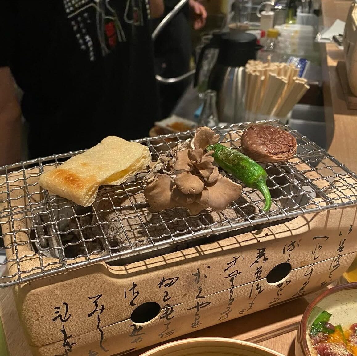 にもの