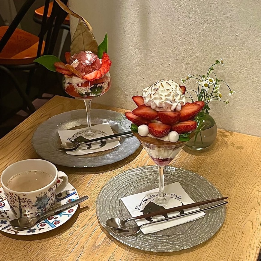 夜パフェ専門店Parfaiteria PaL心斎橋