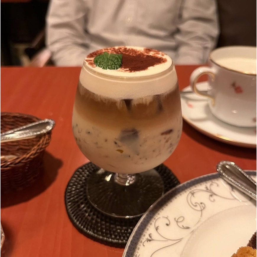 Le Premier Cafe