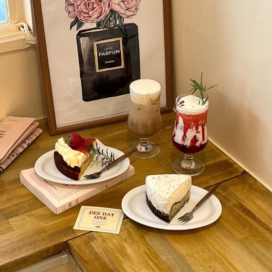 Dday 1 cafe