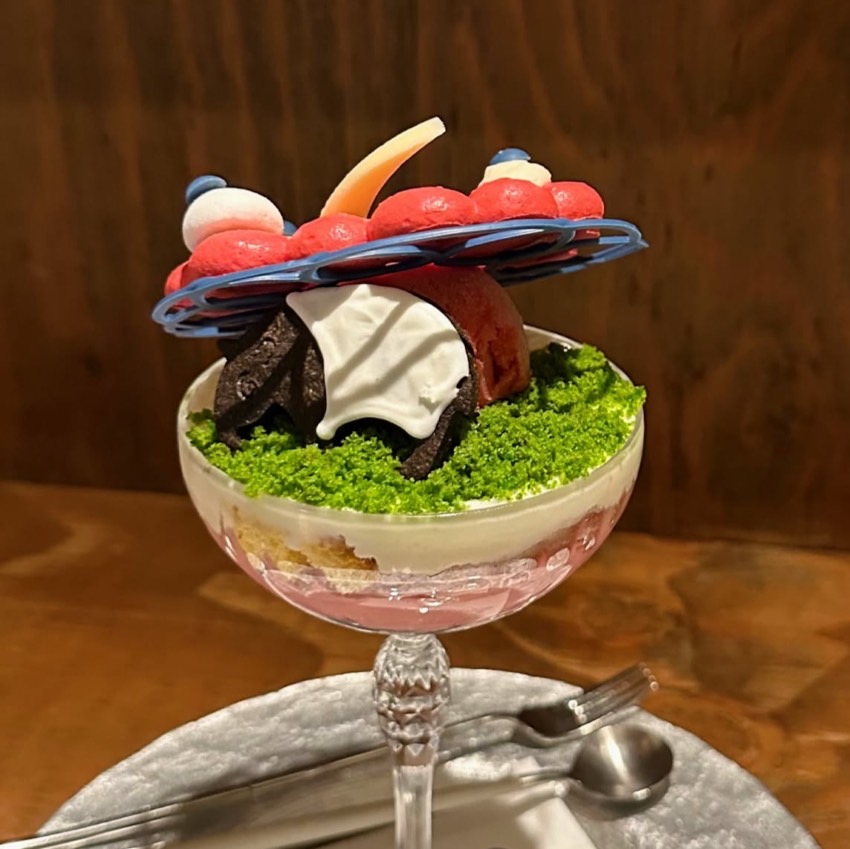 夜パフェ専門店Parfaiteria PaL心斎橋