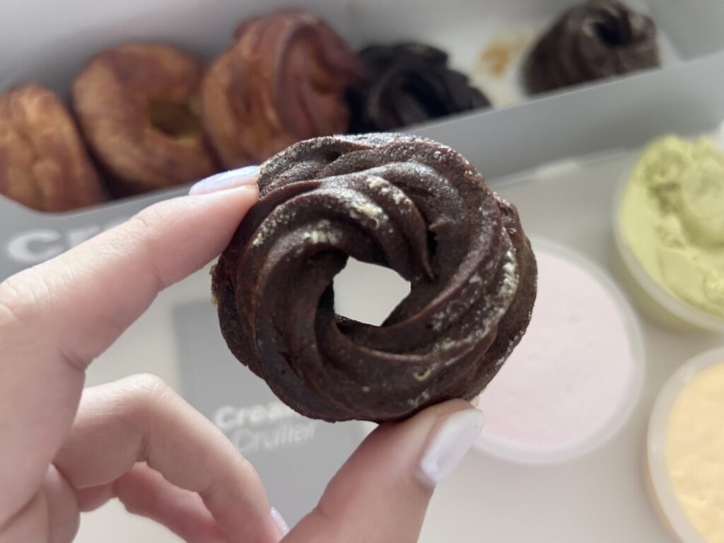 Cream or Cruller カカオ