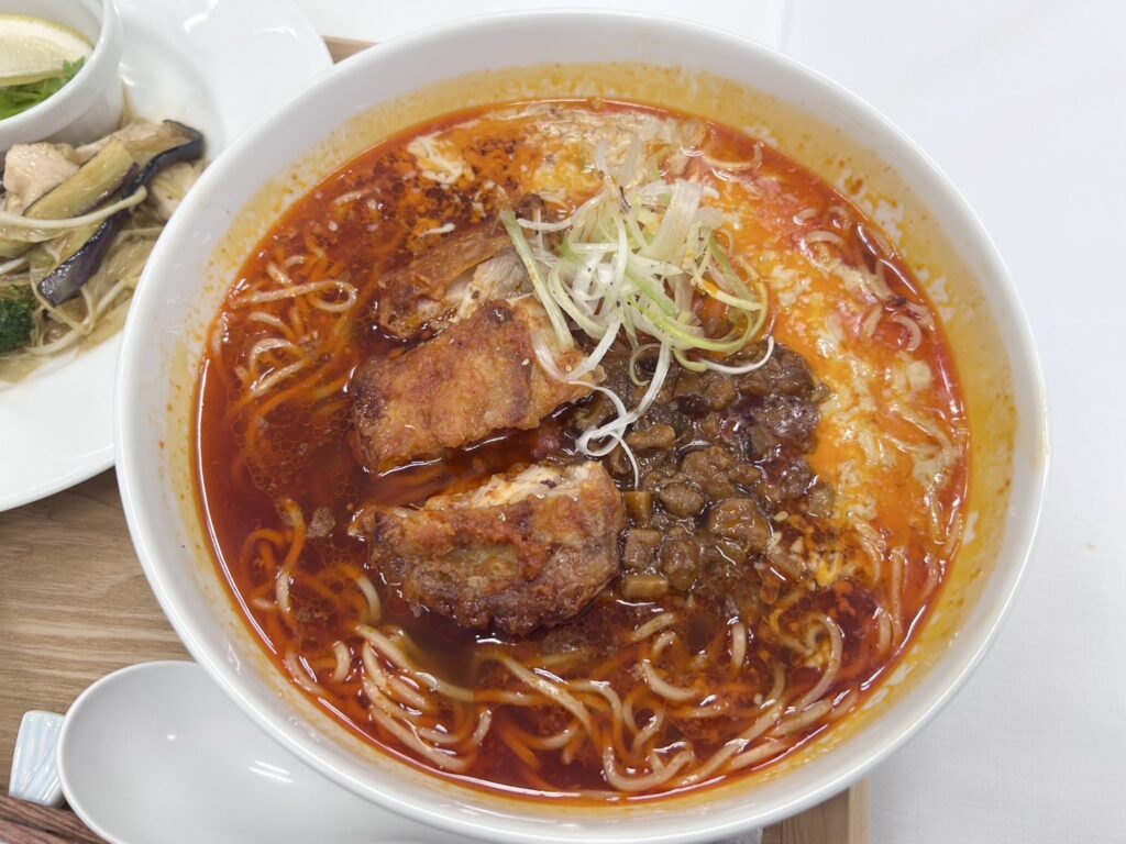 担々麺 Neo 分離の魔力 ~際立つスパイス~