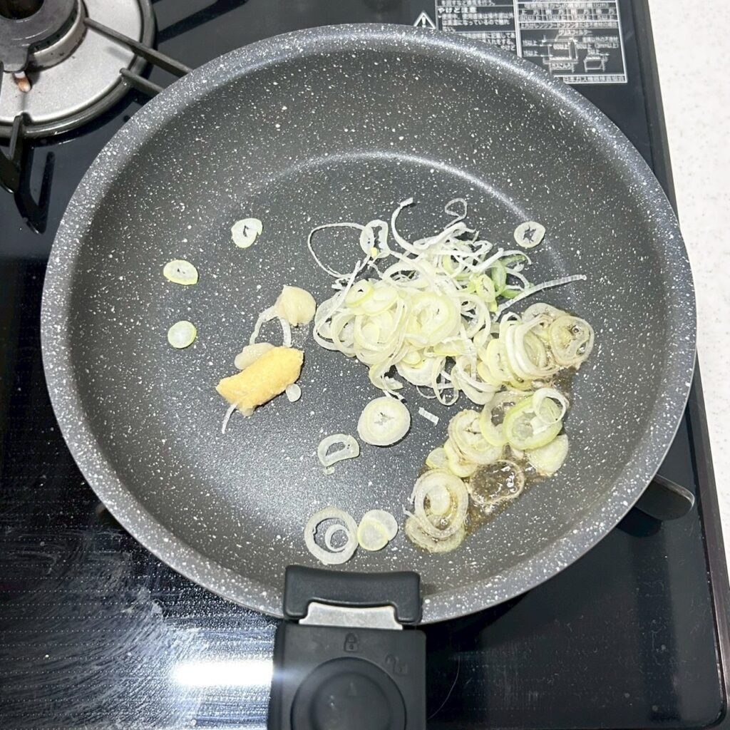 レトルトカレー カレー麻婆豆腐