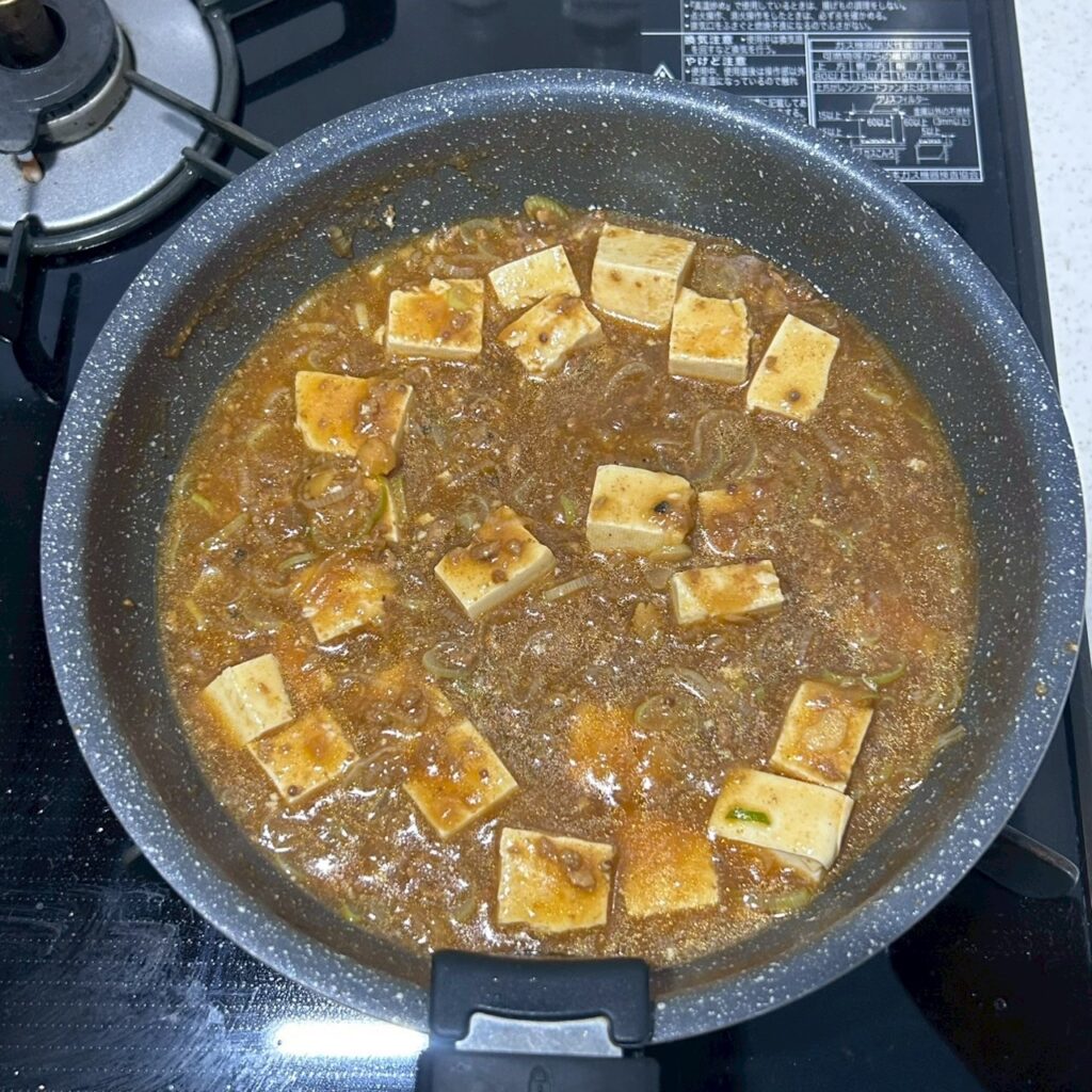 レトルトカレー カレー麻婆豆腐