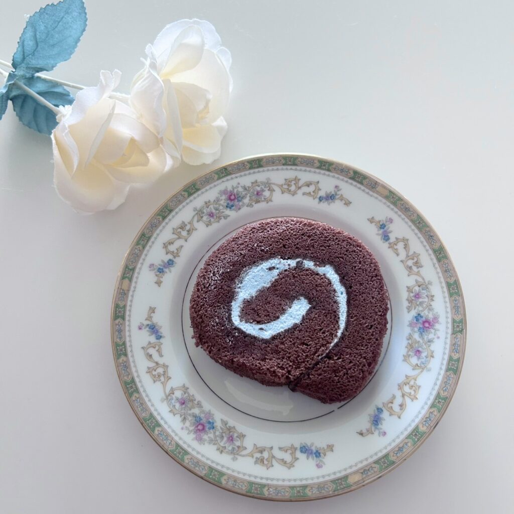 チョコミントロールケーキ