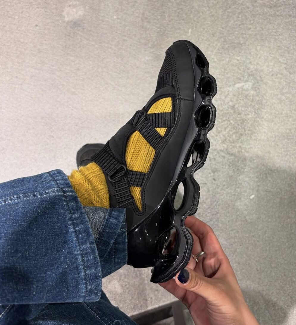 スニーカーサンダル