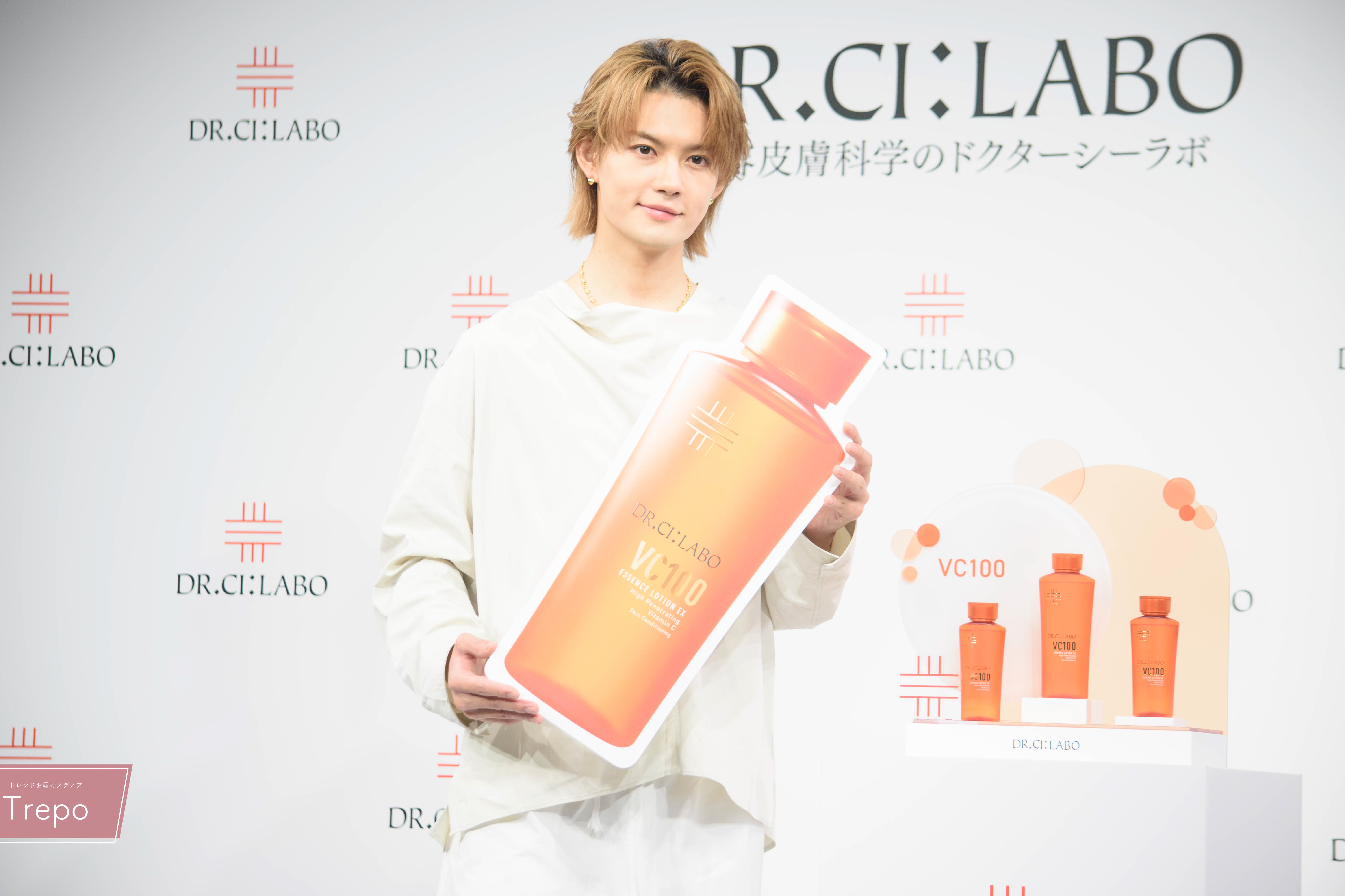 佐野勇斗登壇】ドクターシーラボ®新ブランドアンバサダー就任！書道6段 